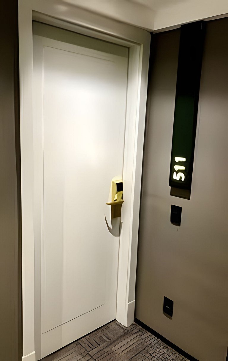 Flat em Hotel de Luxo com Limpeza diária - GM511