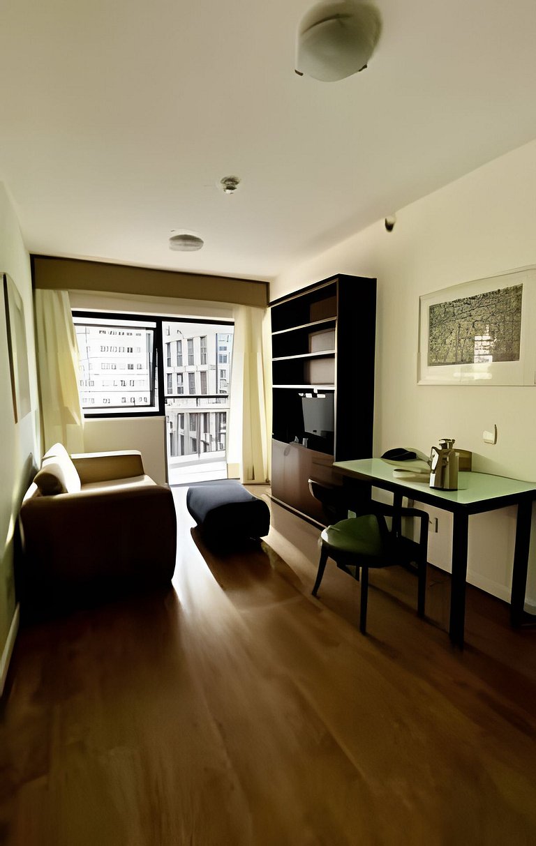 Flat em Hotel de Luxo com Limpeza diária - GM511