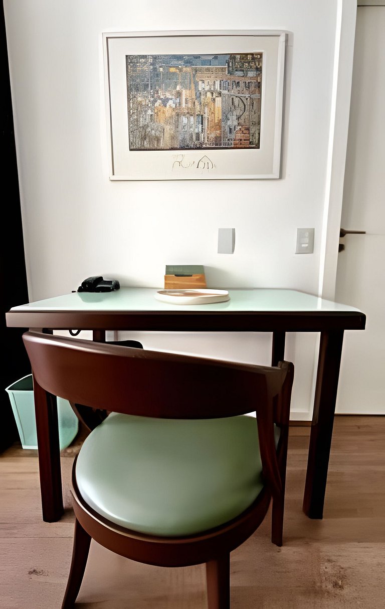 Flat em Hotel de Luxo com Limpeza diária - GM511