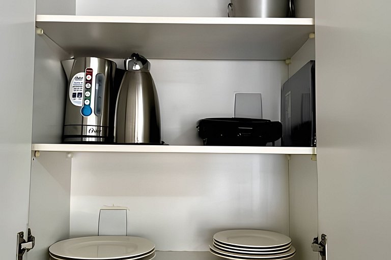 Flat em Hotel de Luxo com Limpeza diária - GM511