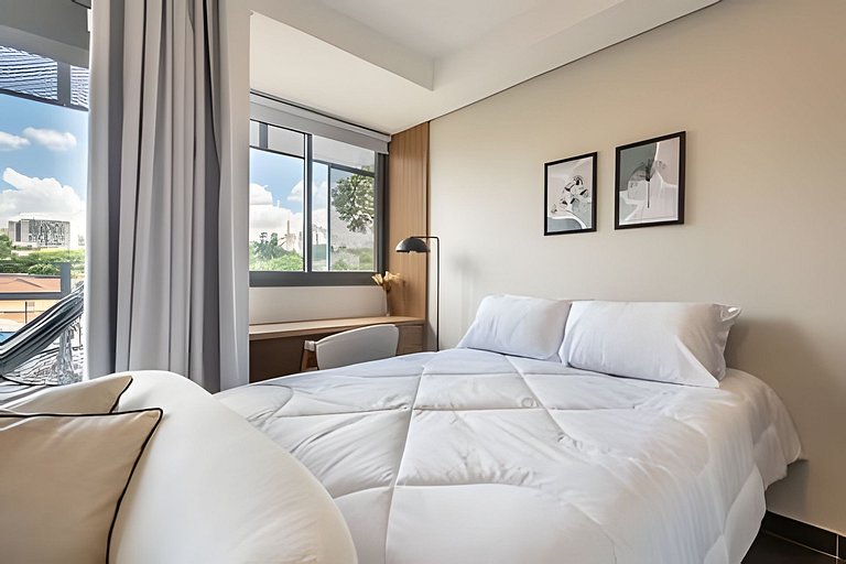 Studio em Pinheiros com Piscina e Academia - PG107