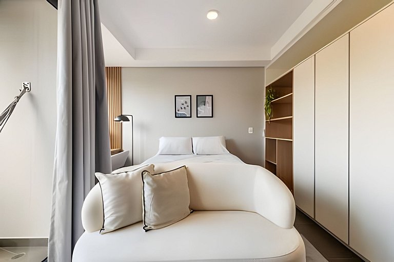 Studio em Pinheiros com Piscina e Academia - PG107