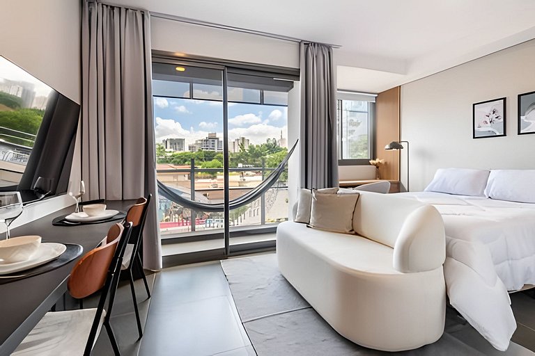 Studio em Pinheiros com Piscina e Academia - PG107