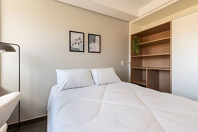 Studio em Pinheiros com Piscina e Academia - PG107