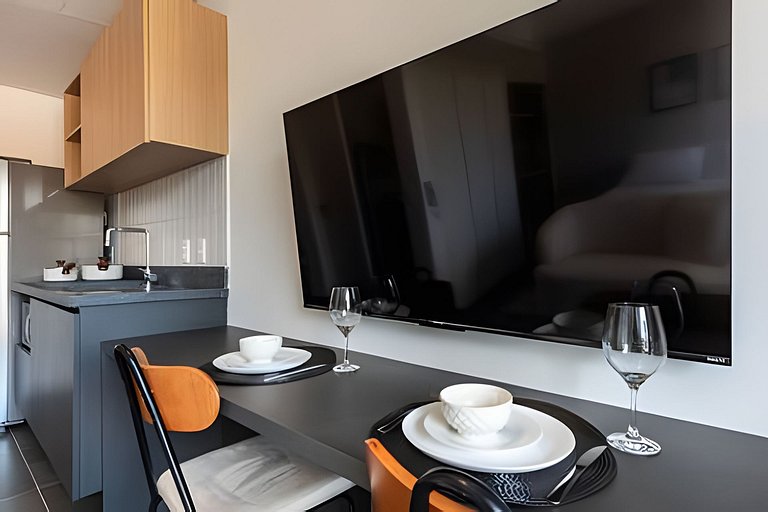 Studio em Pinheiros com Piscina e Academia - PG107