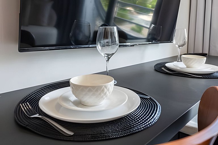 Studio em Pinheiros com Piscina e Academia - PG107