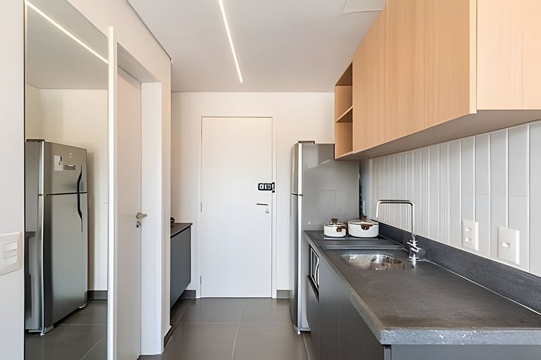 Studio em Pinheiros com Piscina e Academia - PG107