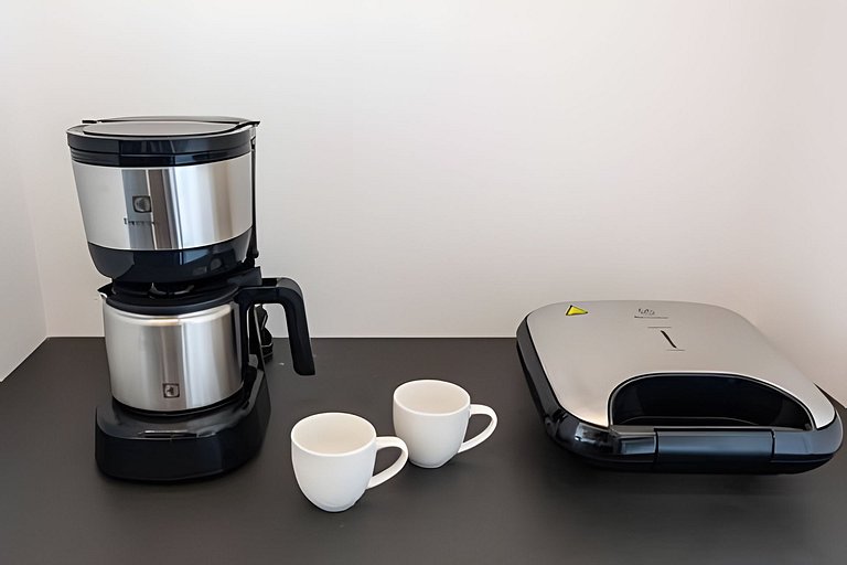 Studio em Pinheiros com Piscina e Academia - PG107