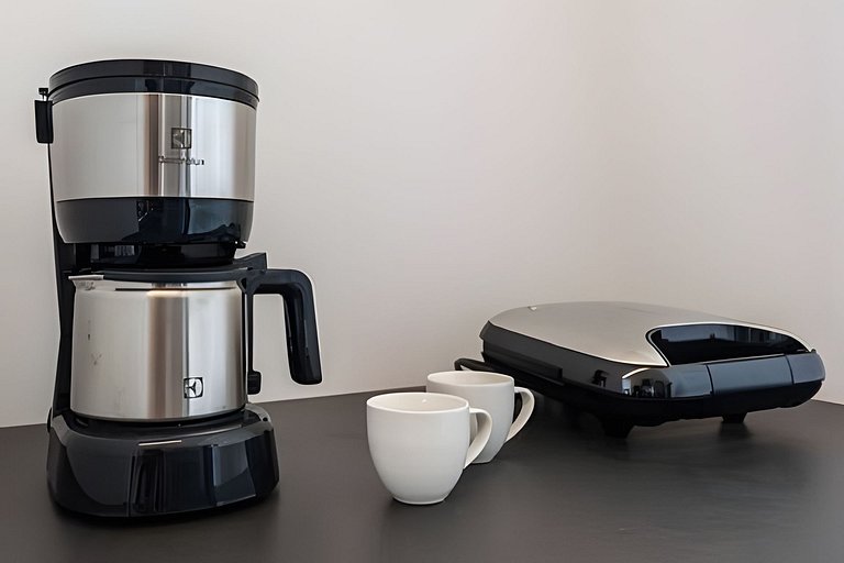 Studio em Pinheiros com Piscina e Academia - PG107