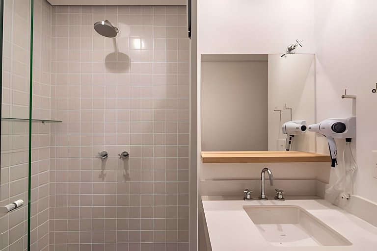 Studio em Pinheiros com Piscina e Academia - PG107