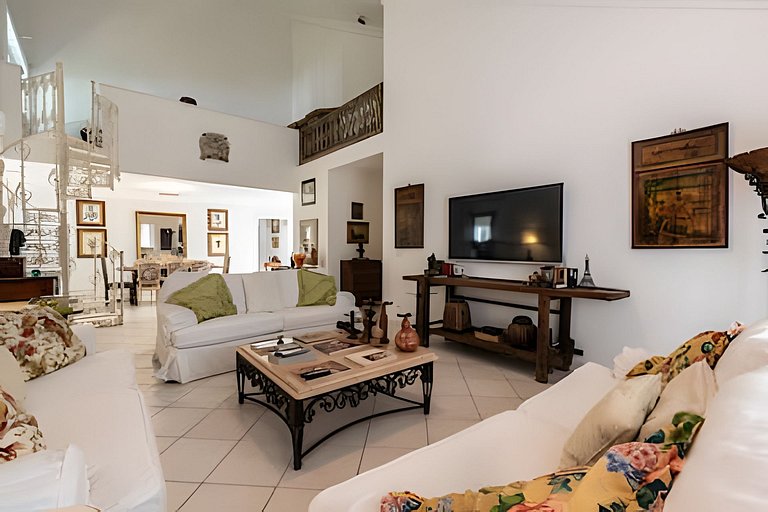 Condomínio Vila Real - Villa de Luxo com Piscina