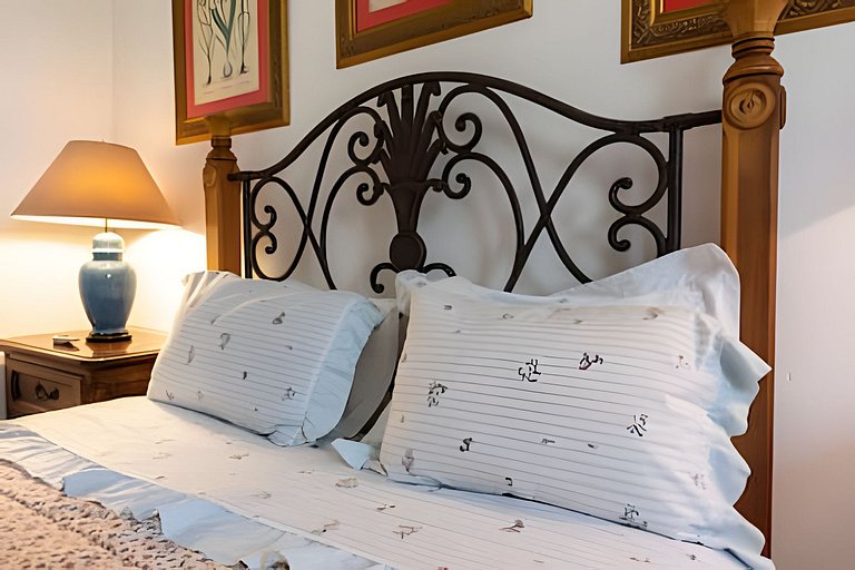 Condomínio Vila Real - Villa de Luxo com Piscina