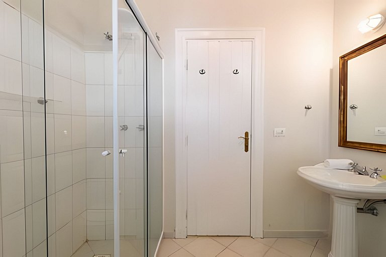 Condomínio Vila Real - Villa de Luxo com Piscina