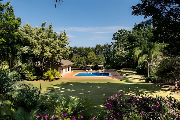 Condomínio Vila Real - Villa de Luxo com Piscina