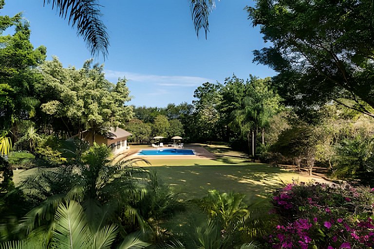 Condomínio Vila Real - Villa de Luxo com Piscina