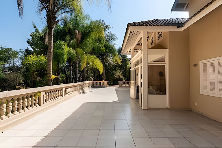 Condomínio Vila Real - Villa de Luxo com Piscina