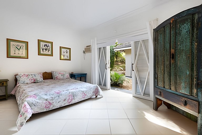 Condomínio Vila Real - Villa de Luxo com Piscina