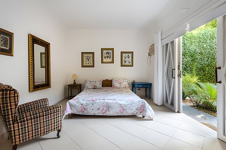 Condomínio Vila Real - Villa de Luxo com Piscina