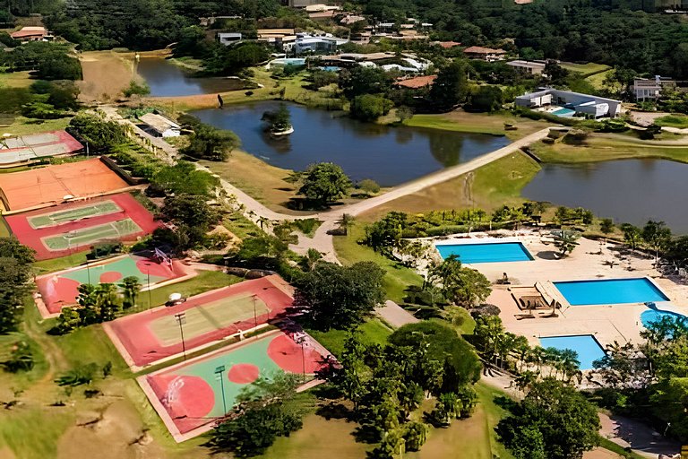 Condomínio Vila Real - Villa de Luxo com Piscina