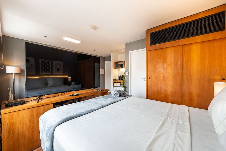 Flat com Limpeza Diária na Paulista - W1403