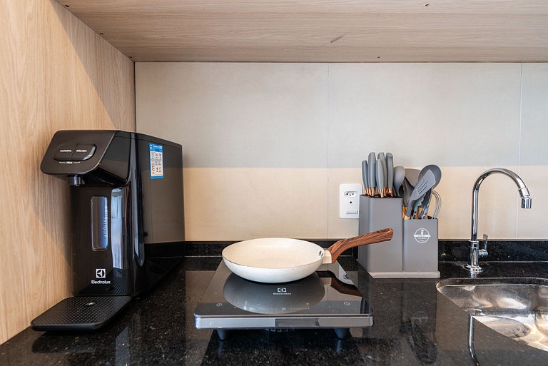 Studio de Alto Padrão com Academia - SB414