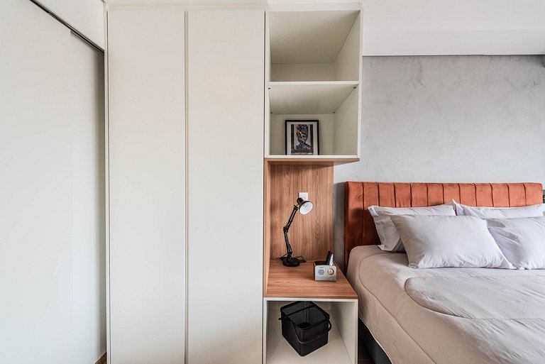 Studio NY em Pinheiros com Piscina e Acad. - PG305