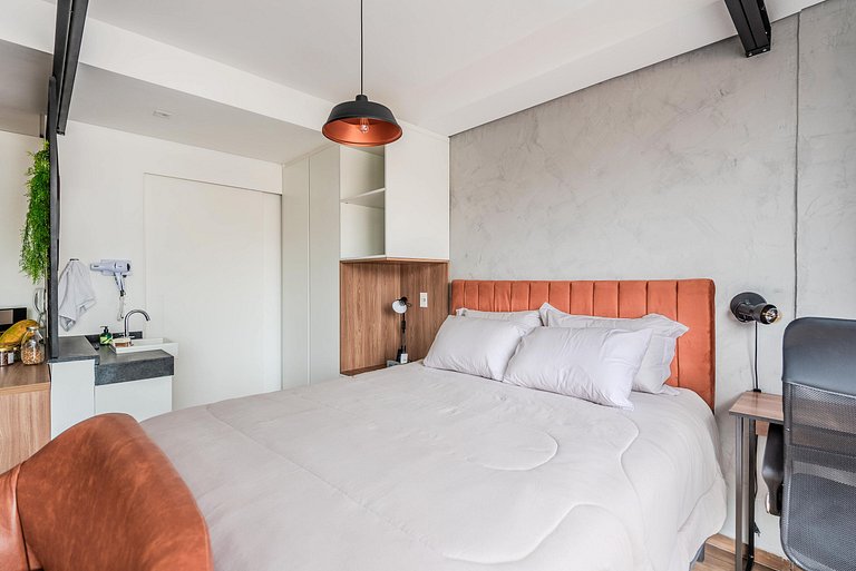 Studio NY em Pinheiros com Piscina e Acad. - PG305