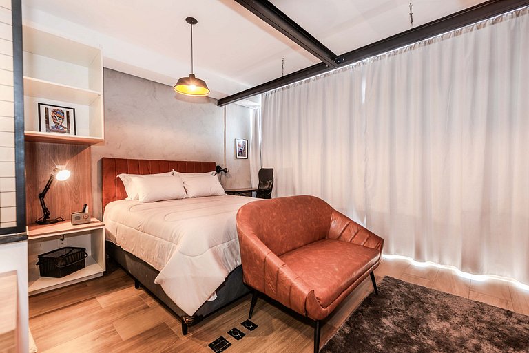 Studio NY em Pinheiros com Piscina e Acad. - PG305