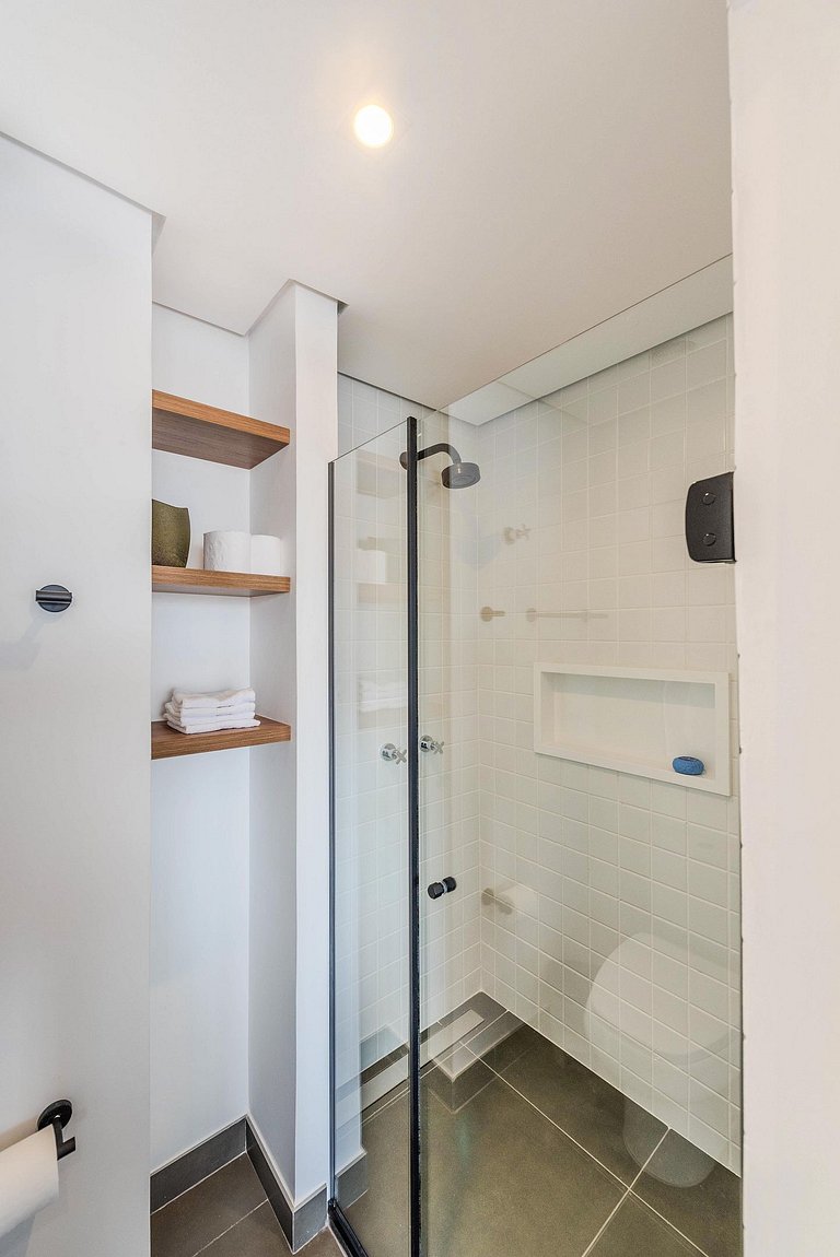 Studio NY em Pinheiros com Piscina e Acad. - PG305