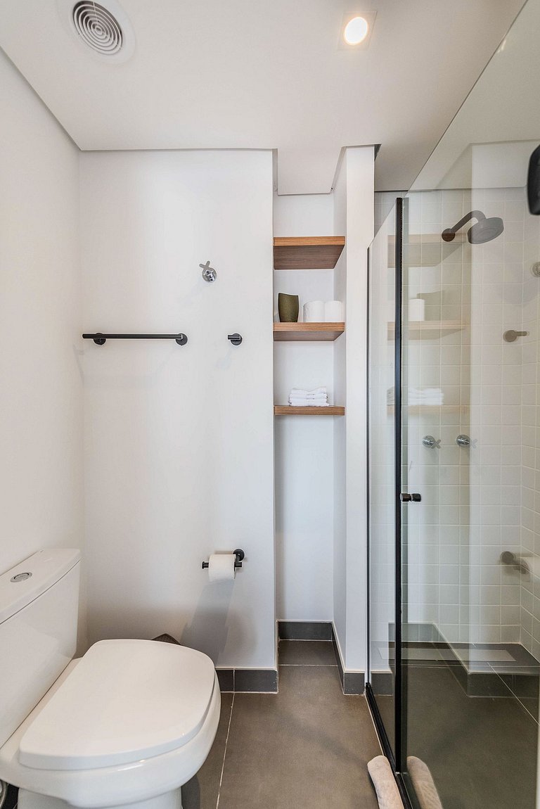 Studio NY em Pinheiros com Piscina e Acad. - PG305