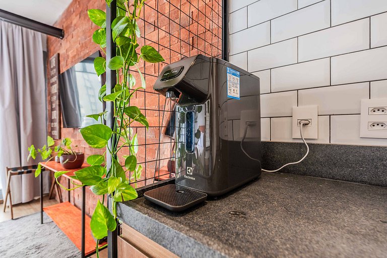 Studio NY em Pinheiros com Piscina e Acad. - PG305