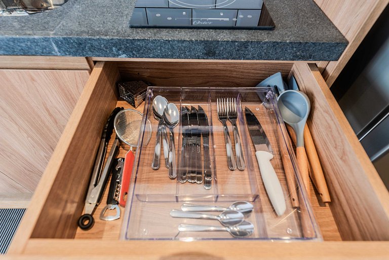 Studio NY em Pinheiros com Piscina e Acad. - PG305