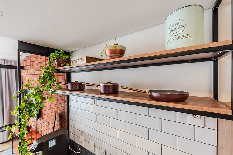 Studio NY em Pinheiros com Piscina e Acad. - PG305