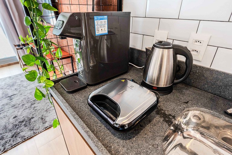 Studio NY em Pinheiros com Piscina e Acad. - PG305