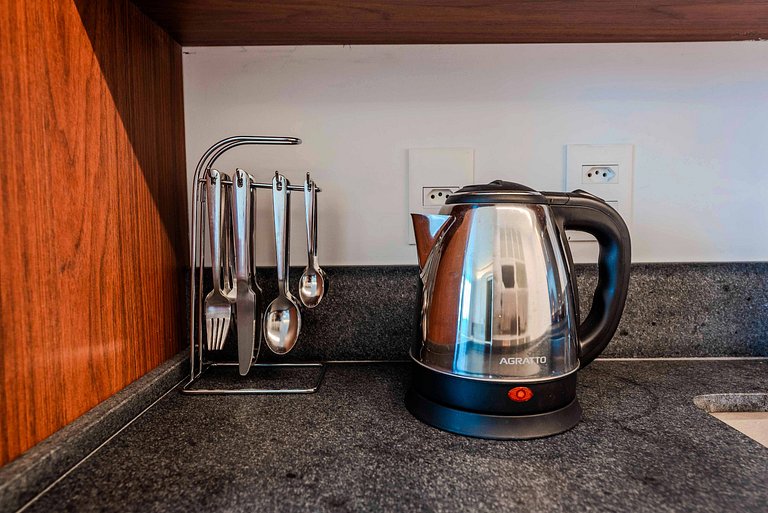 Studio em Pinheiros c/ Vista Espetacular - PG508