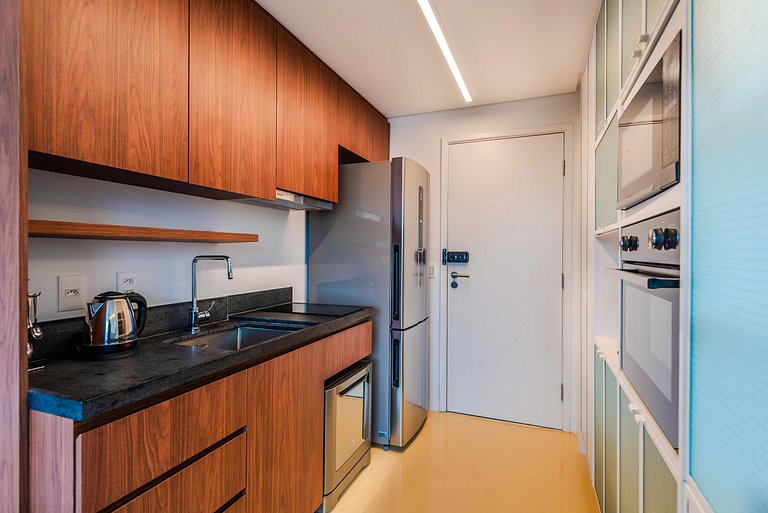 Studio em Pinheiros c/ Vista Espetacular - PG508