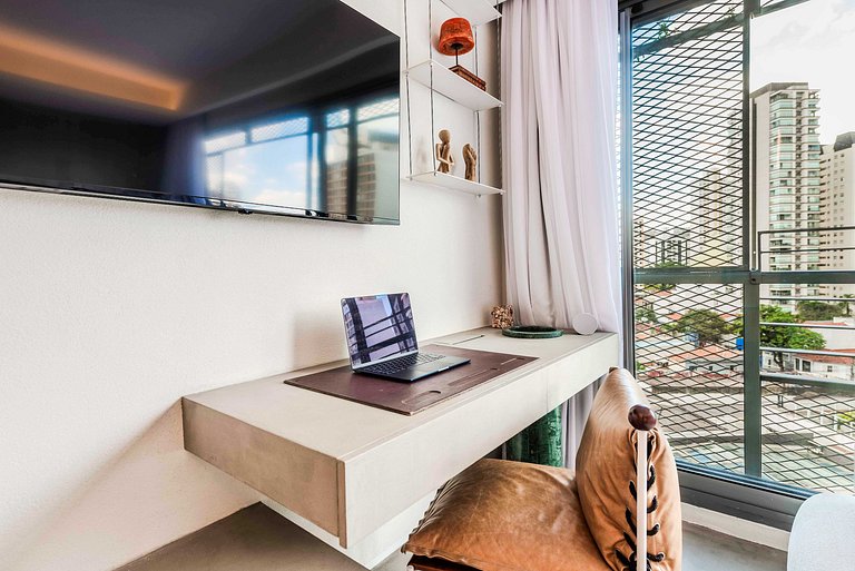 Apto Alto Padrão c/ Piscina no Rooftop - PG716