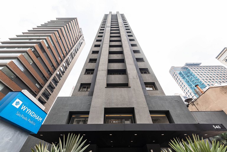 Flat com Limpeza Diária na Paulista - W1403