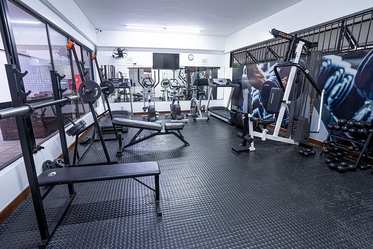 Flat com Limpeza Diária, Piscina e Praia - DL1804