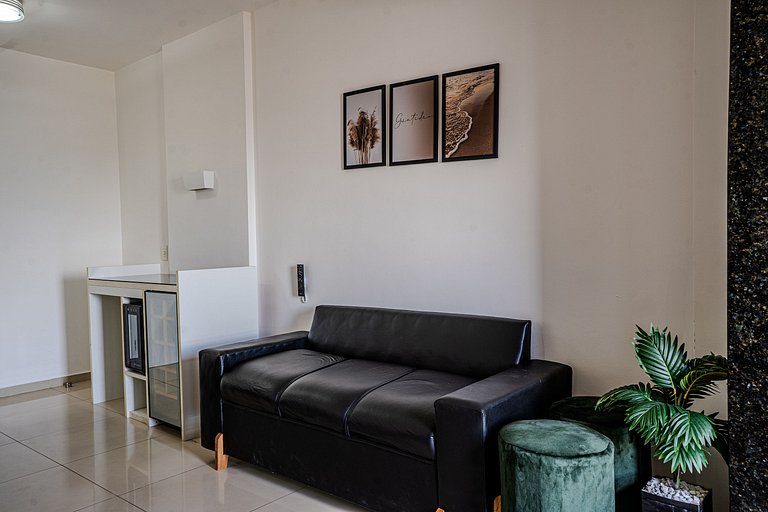 Flat c/ Limpeza Diária | Piscina e Praia - DL1804