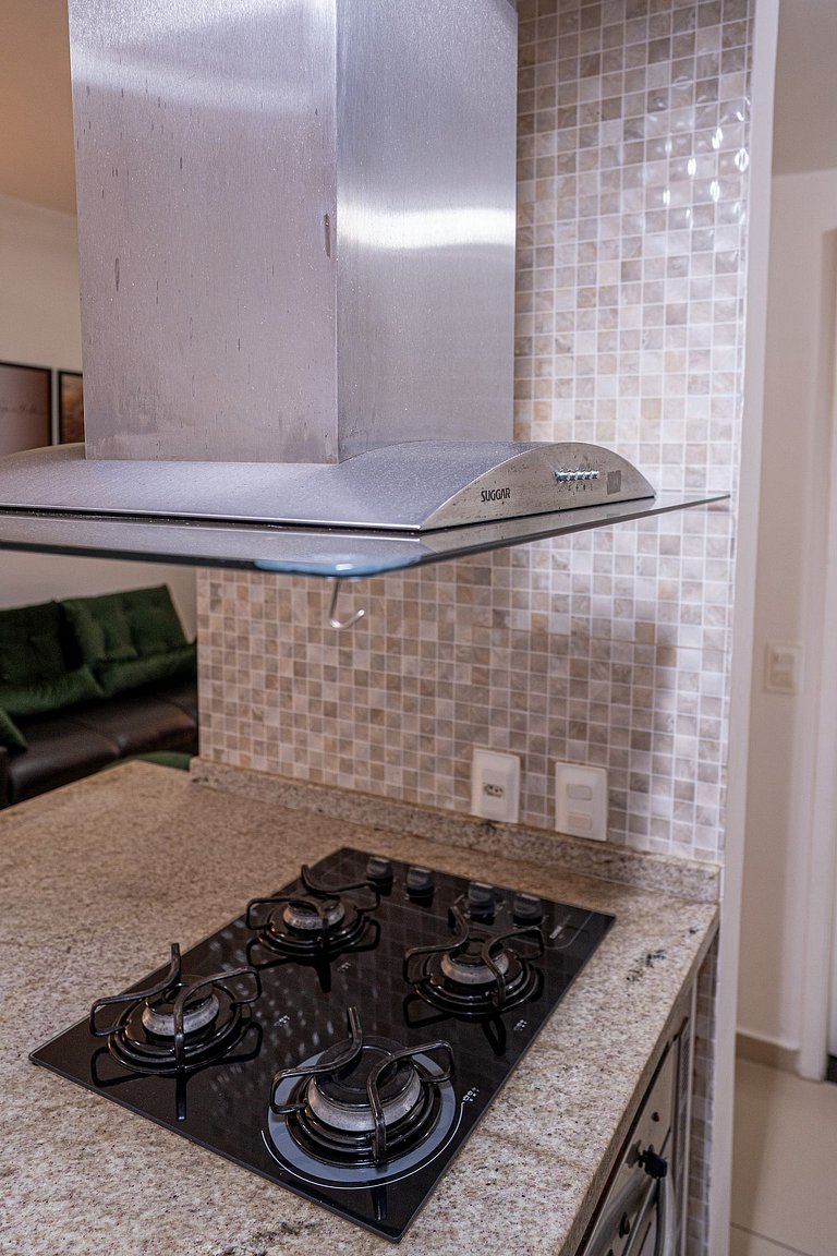 Flat c/ Limpeza Diária | Piscina e Praia - DL1804