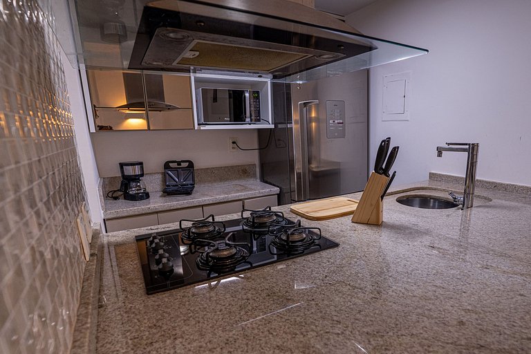 Flat c/ Limpeza Diária | Piscina e Praia - DL1804