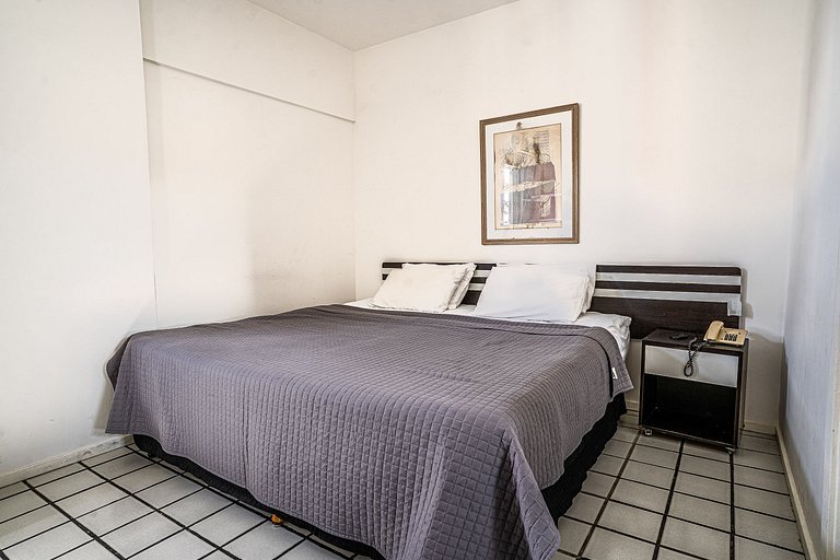 Flat c/ Limpeza Diária | Piscina e Praia - DL1804