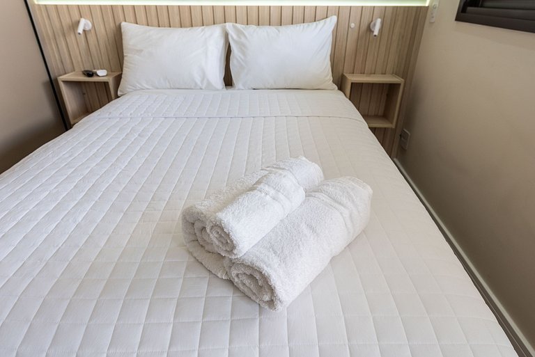 Studio c/ vista e academia no Brooklin - SB1406