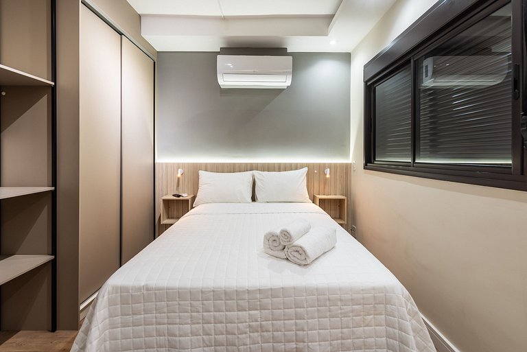 Studio c/ vista e piscina no Brooklin - SB1406