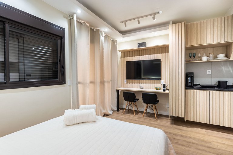 Studio c/ vista e piscina no Brooklin - SB1406