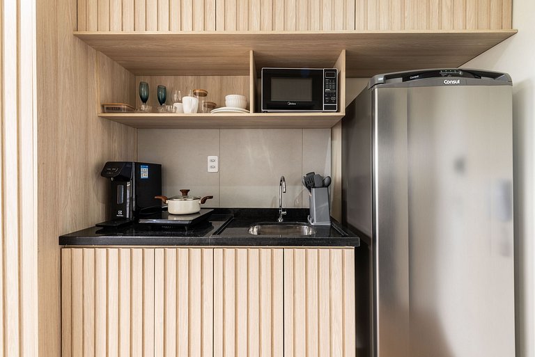 Studio c/ vista e piscina no Brooklin - SB1406