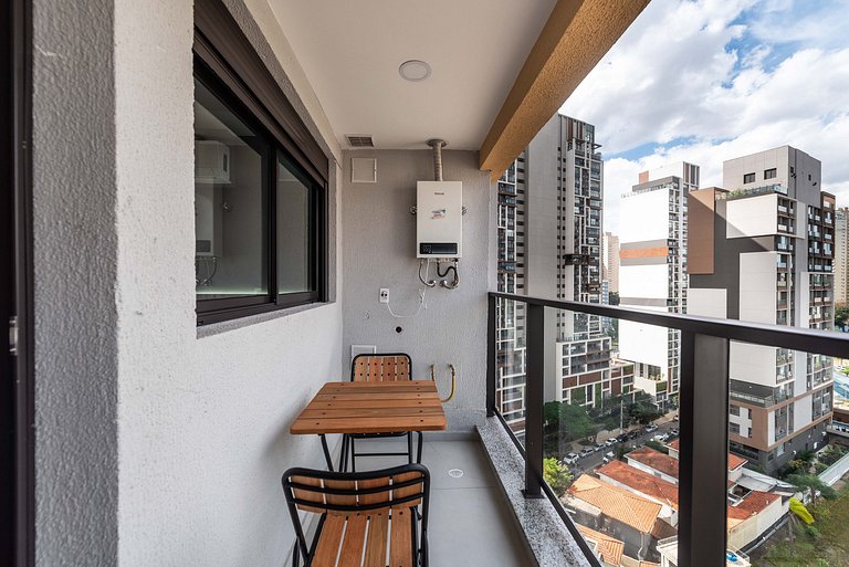 Studio c/ vista e academia no Brooklin - SB1406