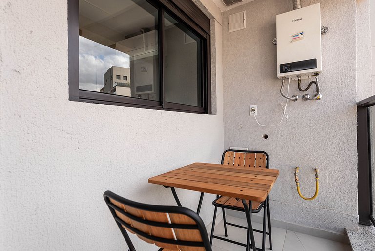 Studio c/ vista e piscina no Brooklin - SB1406