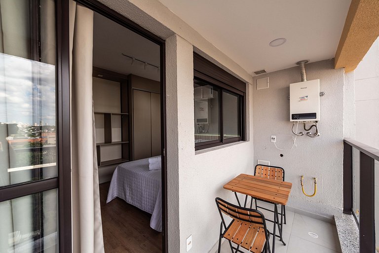 Studio c/ vista e academia no Brooklin - SB1406